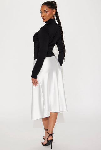 Aubs Satin Midi Dress